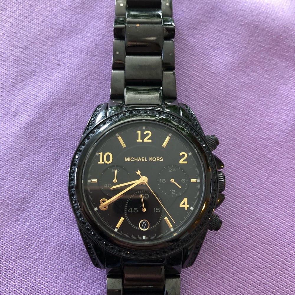 MK Watch - Picture 2 of 5